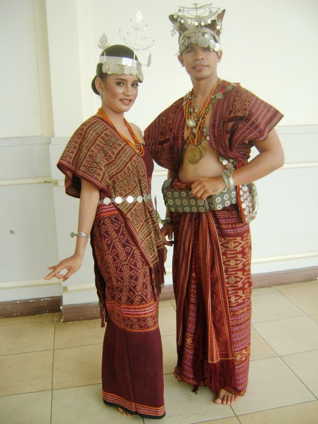 Inspirasi modis pembahasan pakaian adat tentang  Top Info 42+ Pakaian Adat Maluku Dan Alat Musiknya